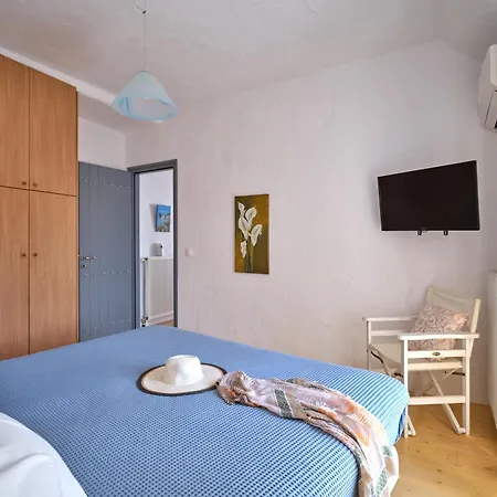 Amelie With Pool And Amazing Sea Views, Paros *