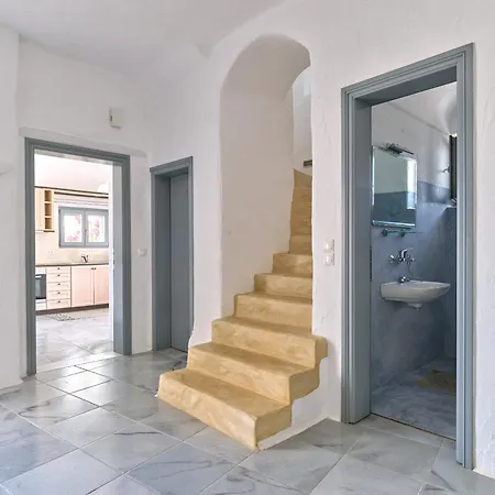 Amelie With Pool And Amazing Sea Views, Paros