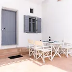 Amelie With Pool And Amazing Sea Views, Paros فيلة Márpissa
