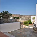 فيلة Amelie With Pool And Amazing Sea Views, Paros *