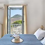 فيلة Amelie With Pool And Amazing Sea Views, Paros Márpissa