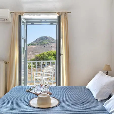 Villa Amelie With Pool And Amazing Sea Views, Paros Márpissa