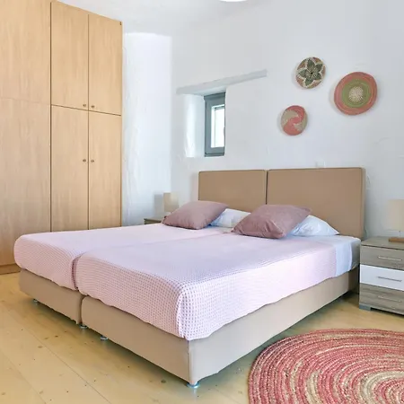 Amelie With Pool And Amazing Sea Views, Paros Villa