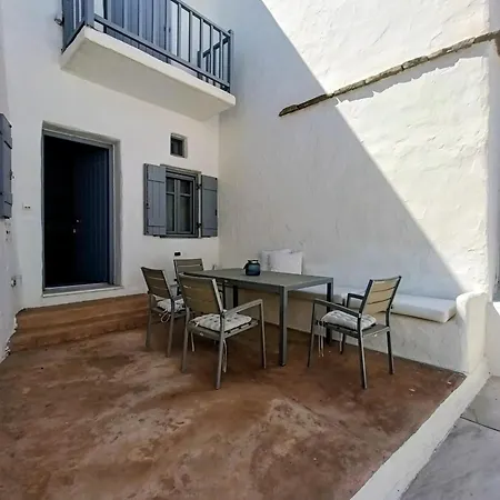 Amelie With Pool And Amazing Sea Views, Paros Villa *