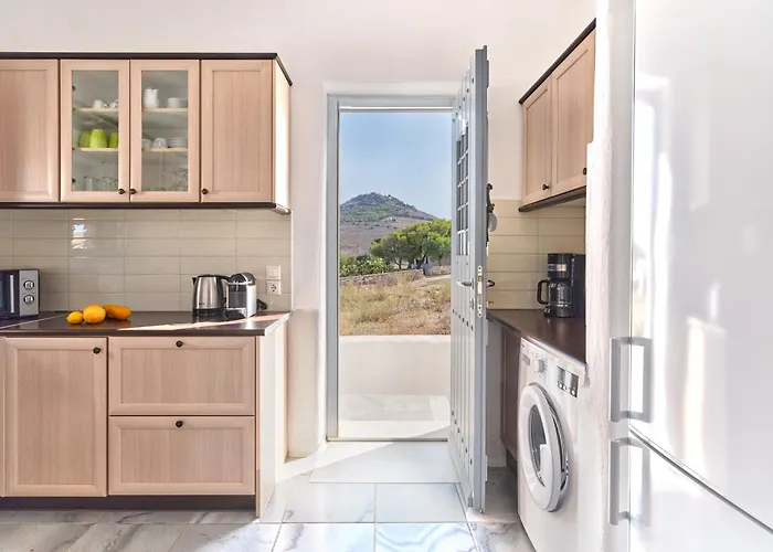 Amelie With Pool And Amazing Sea Views, Paros *