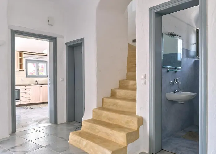 Amelie With Pool And Amazing Sea Views, Paros